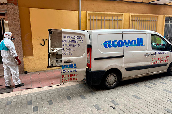El problema de los guantes y las mascarillas desechables